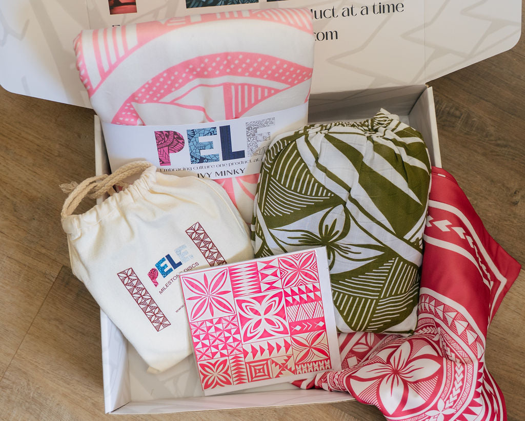 Island Bloom Baby Gift Box – Pink Edition