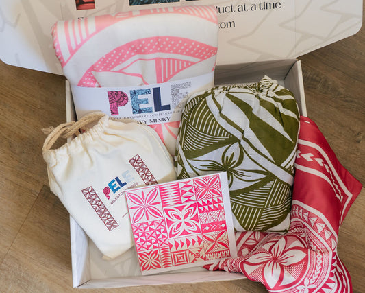 Island Bloom Baby Gift Box – Pink Edition