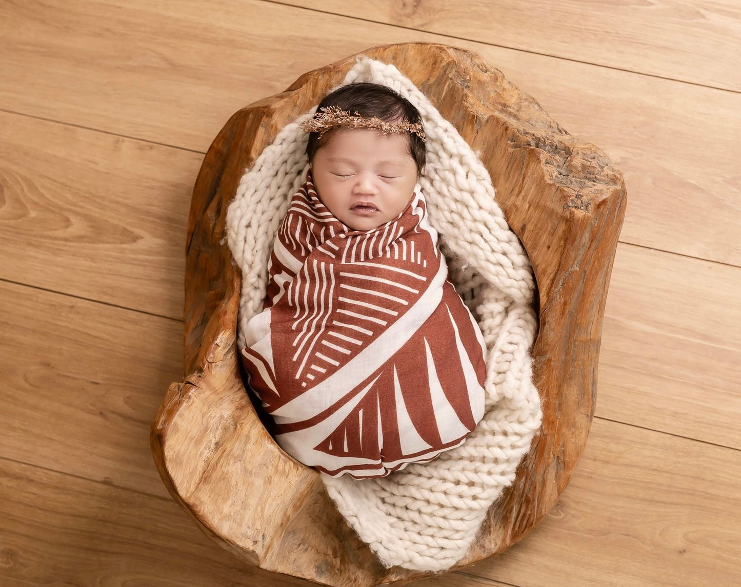 Muslin wrap in Coconut shell