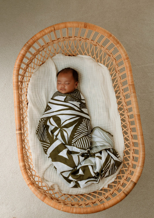 Organic Muslin wrap in Palm Green